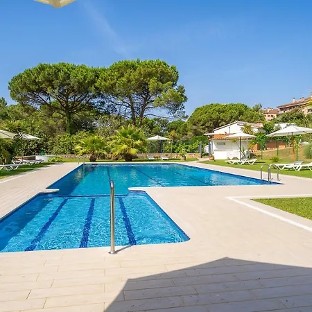 Costamar Apartman *